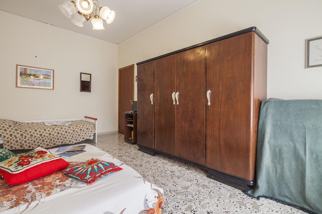 B&B La Contessa Salerno Ruang foto