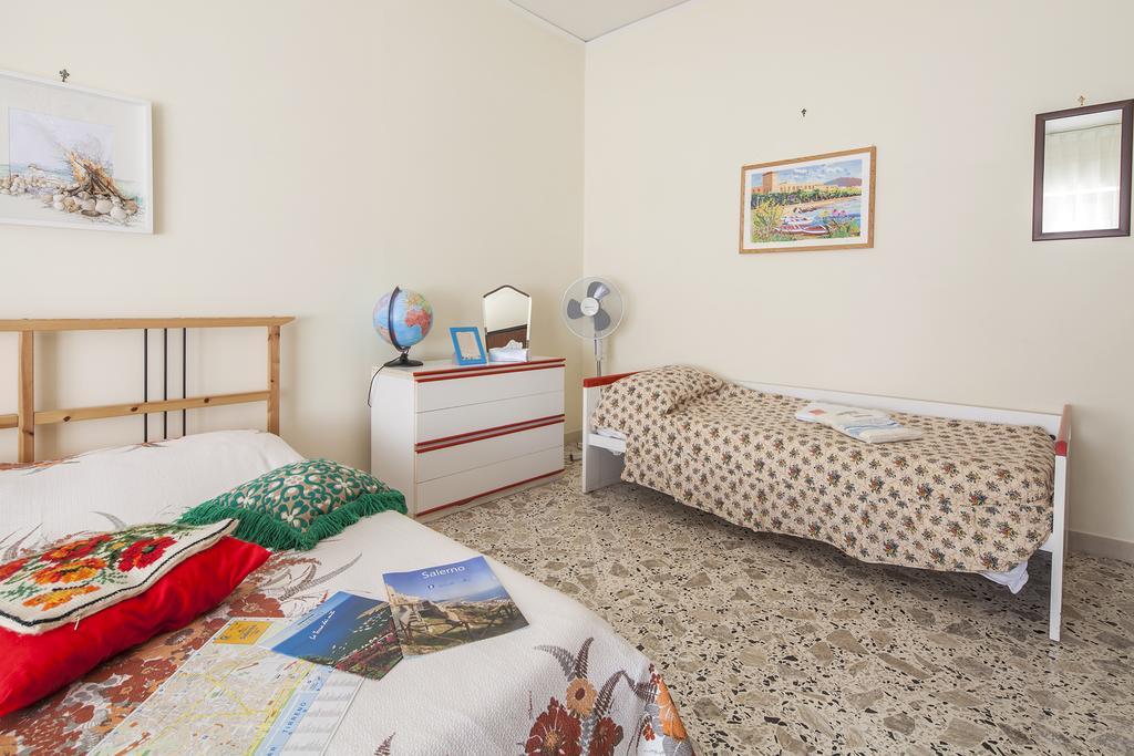 B&B La Contessa Salerno Ruang foto