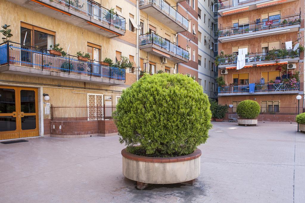 B&B La Contessa Salerno Bagian luar foto